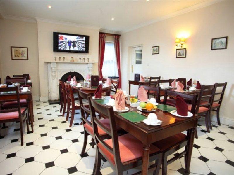 Charleville Lodge Hotel Dublin Eksteriør bilde