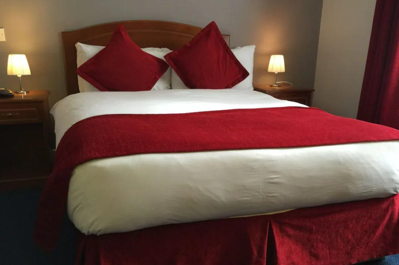 Charleville Lodge Hotel Dublin Eksteriør bilde