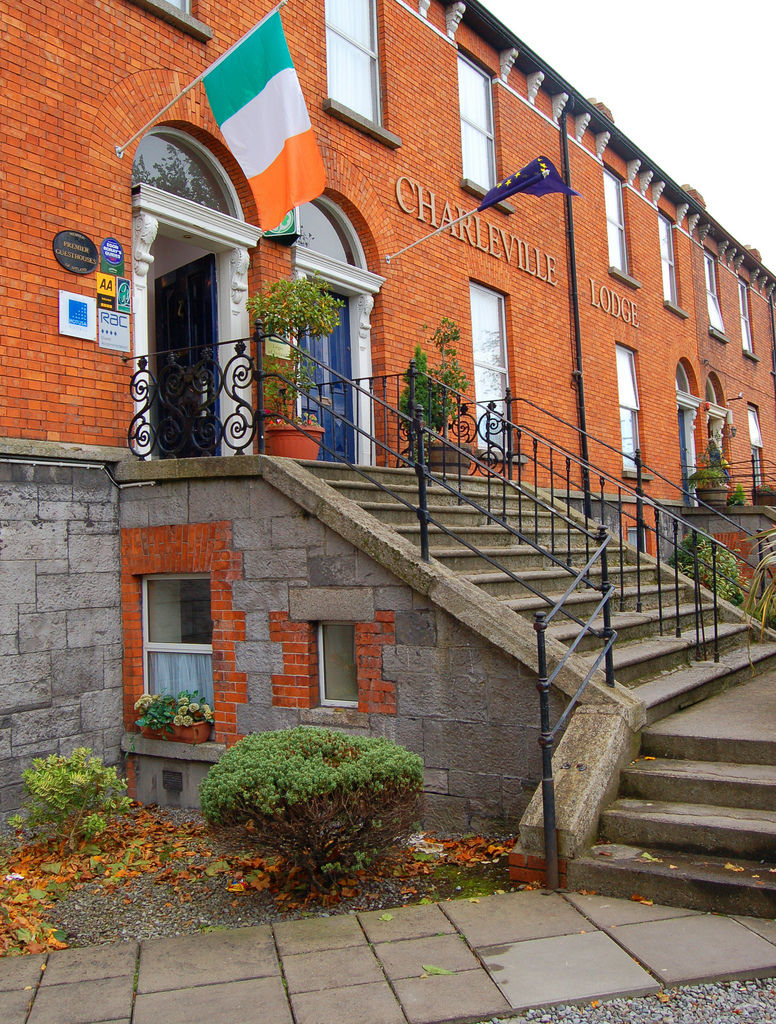 Charleville Lodge Hotel Dublin Eksteriør bilde